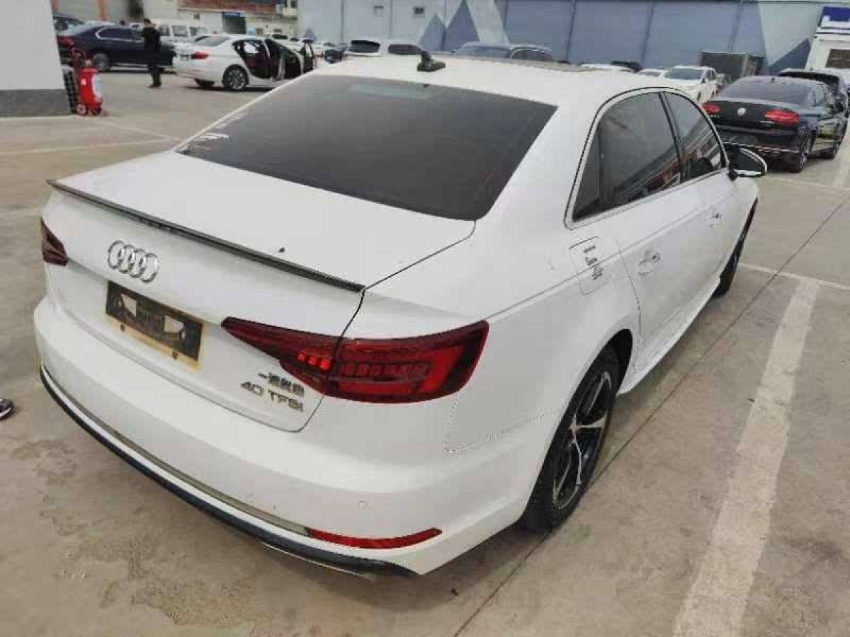 奧迪 奧迪A4L  2019款 40 TFSI 進取型 國V圖片