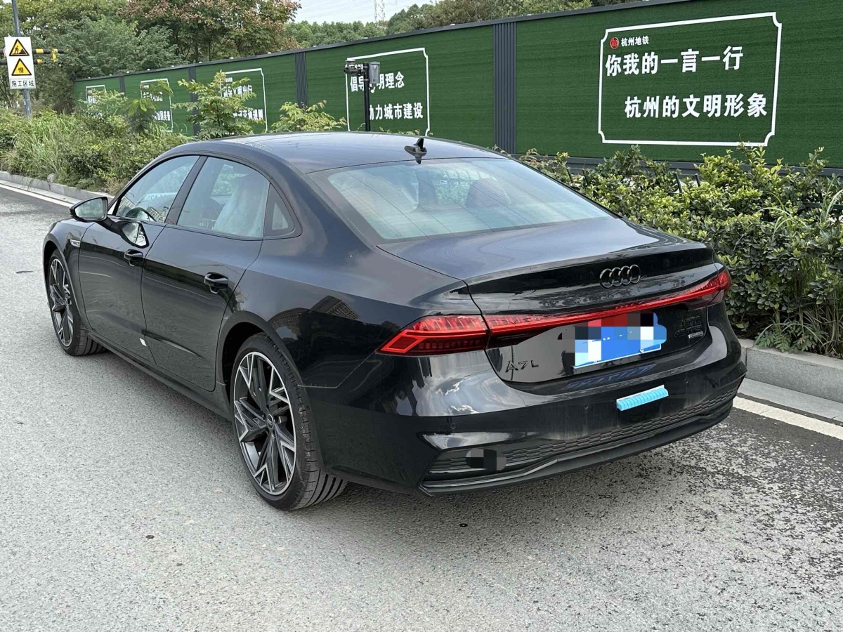 奧迪 奧迪A7L  2023款 45 TFSI quattro S-line 黑武士版圖片