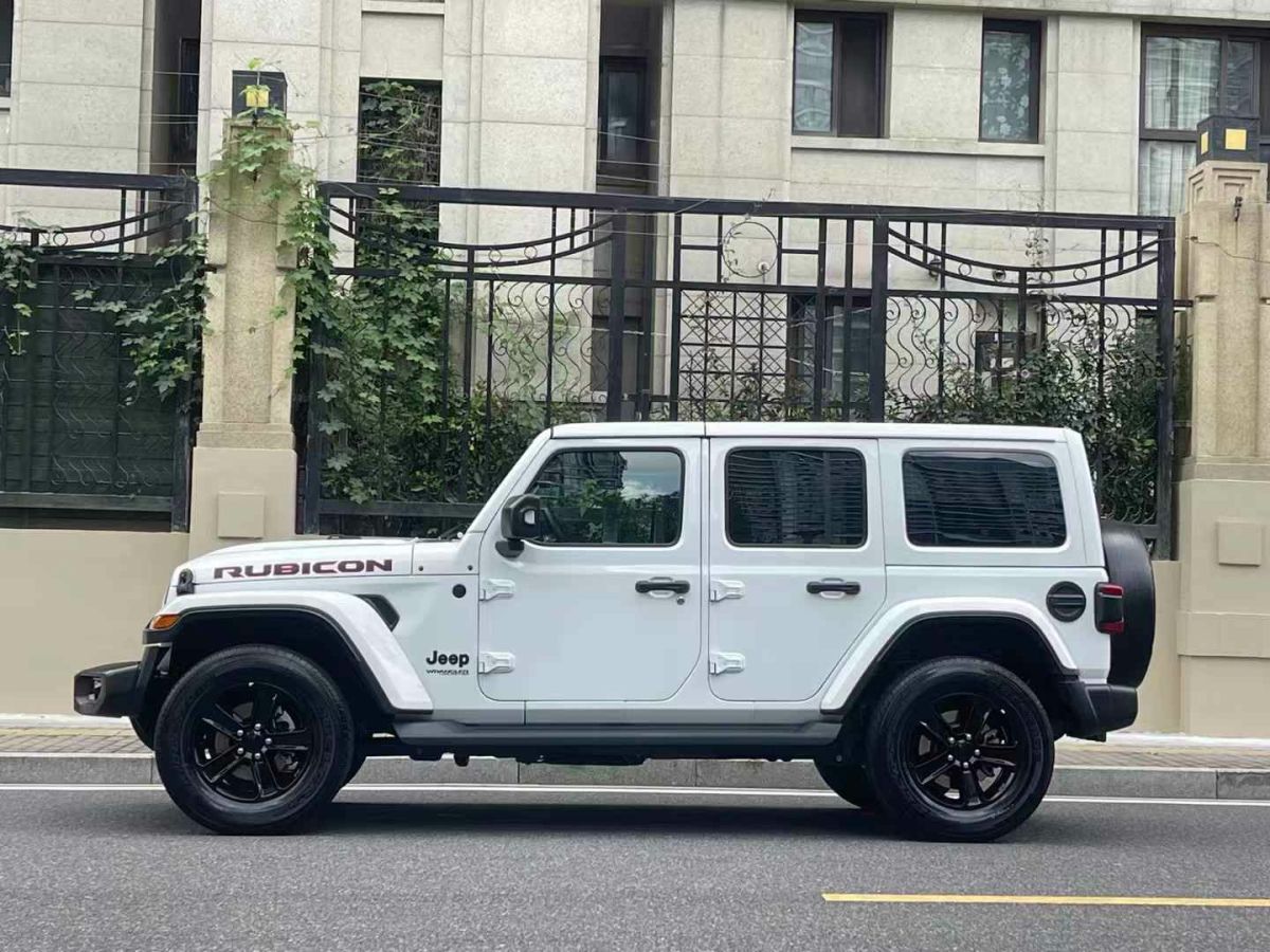 Jeep 牧馬人  2022款 2.0T 高地 阿拉斯加極光綠特別版圖片