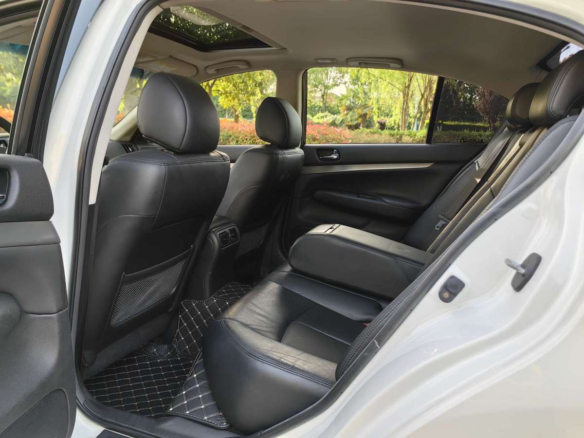 英菲尼迪 G系  2013款 G25 Sedan 豪华运动版图片