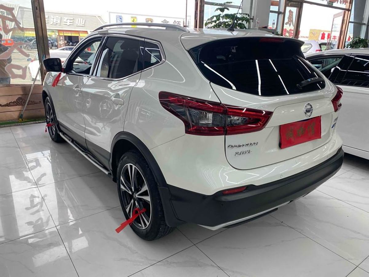 日產(chǎn) 逍客  2021款 2.0L CVT豪華版圖片