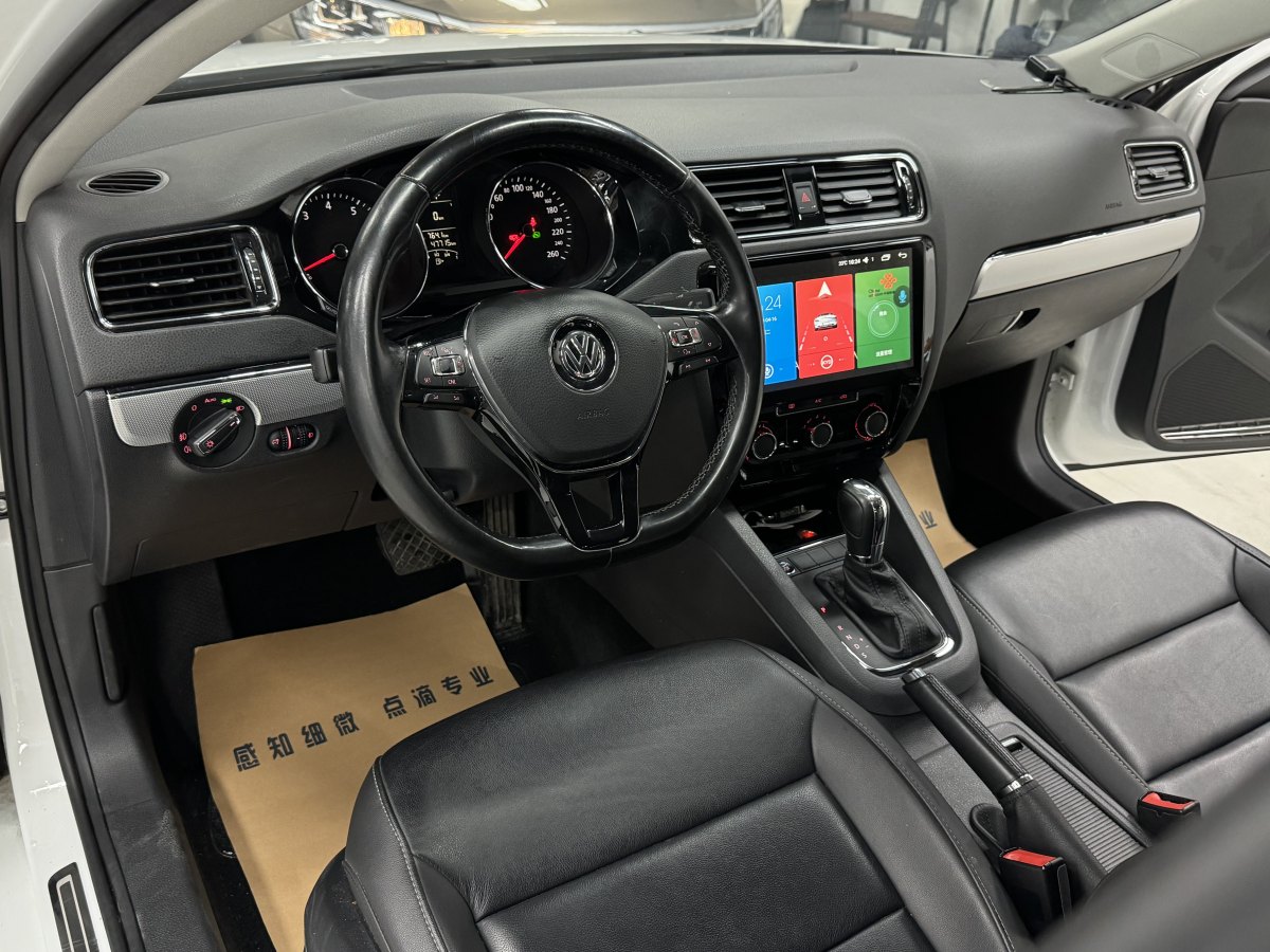 大众 速腾  2014款 改款 1.4TSI 自动豪华型图片