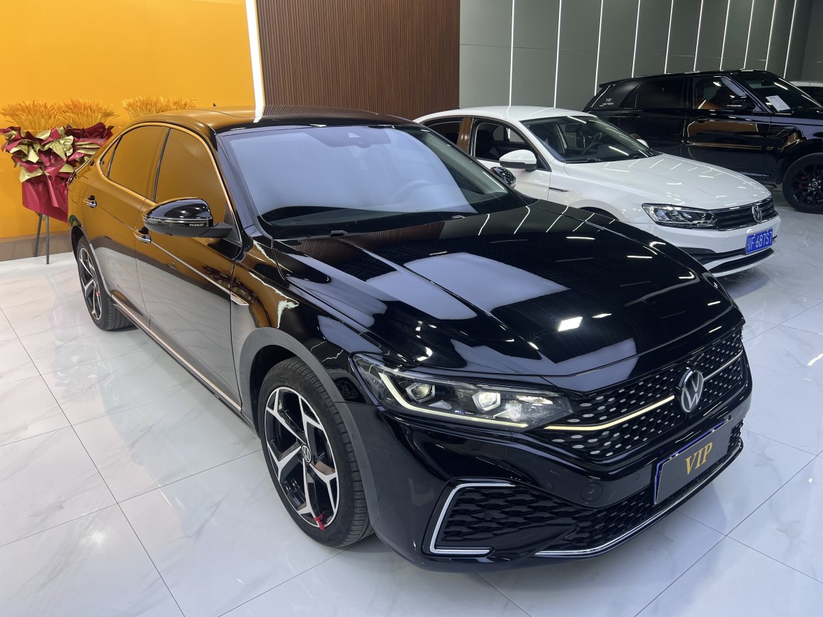大眾 帕薩特  2023款 改款 330TSI 豪華版圖片