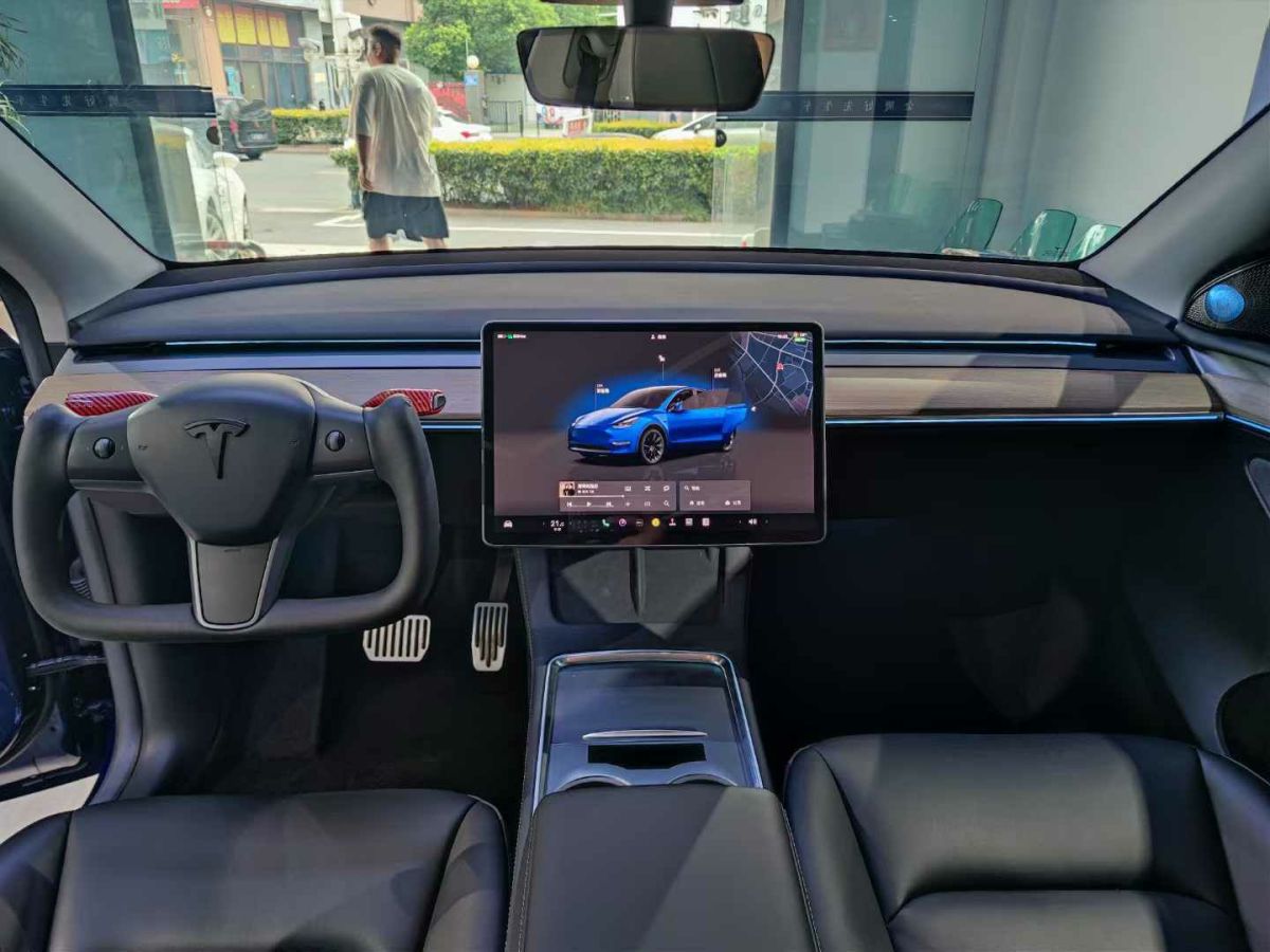 特斯拉 Model S  2023款 三电机全轮驱动 Plaid版图片