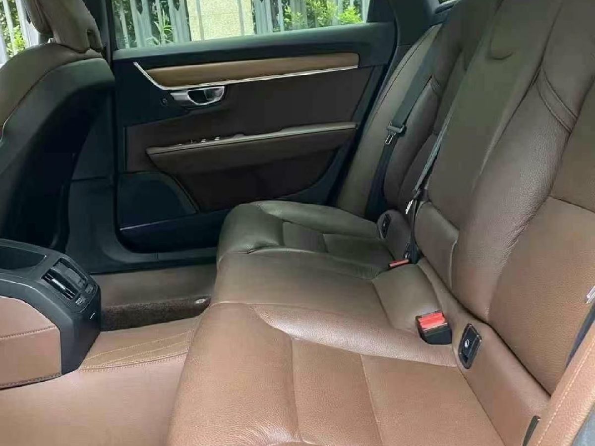 沃爾沃 S90  2020款  T4 智行豪華版圖片