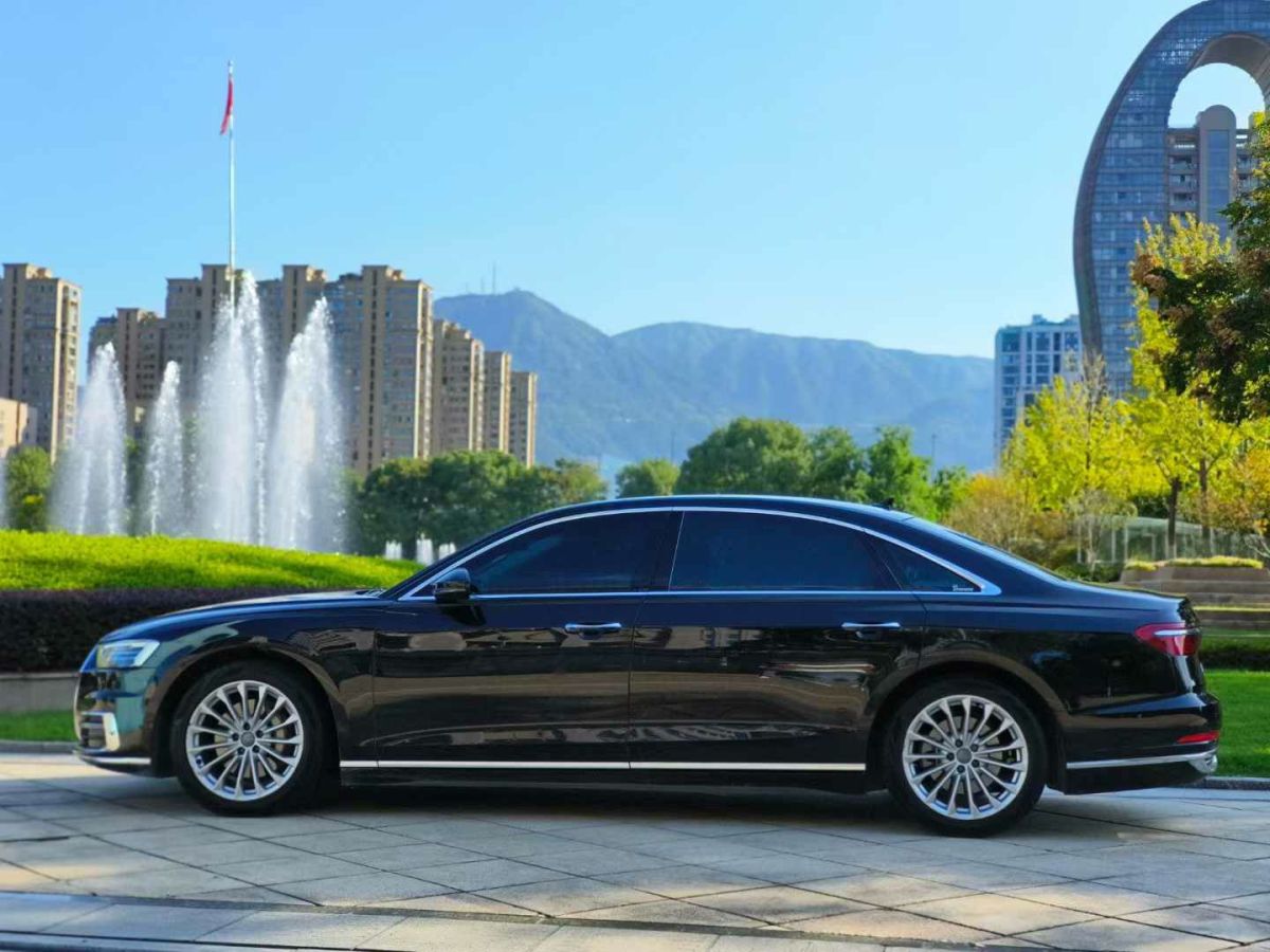 奧迪 奧迪S8  2020款 S8L 4.0TFSI quattro圖片