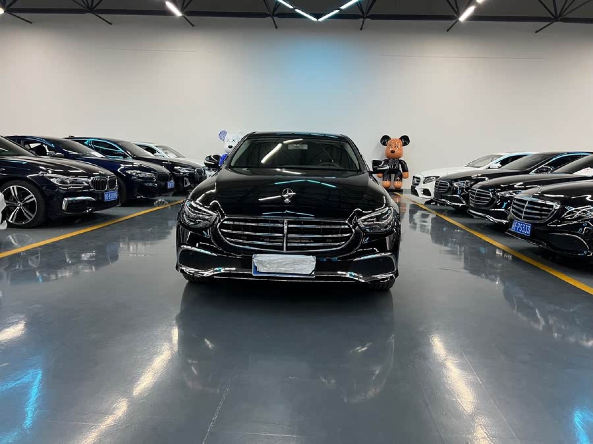 奔馳 奔馳E級  2020款 改款 E 300 L 殊享版圖片