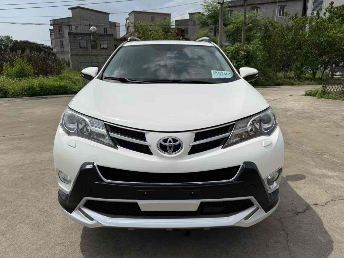 豐田 RAV4榮放  2013款 2.5L 自動四驅(qū)豪華版圖片