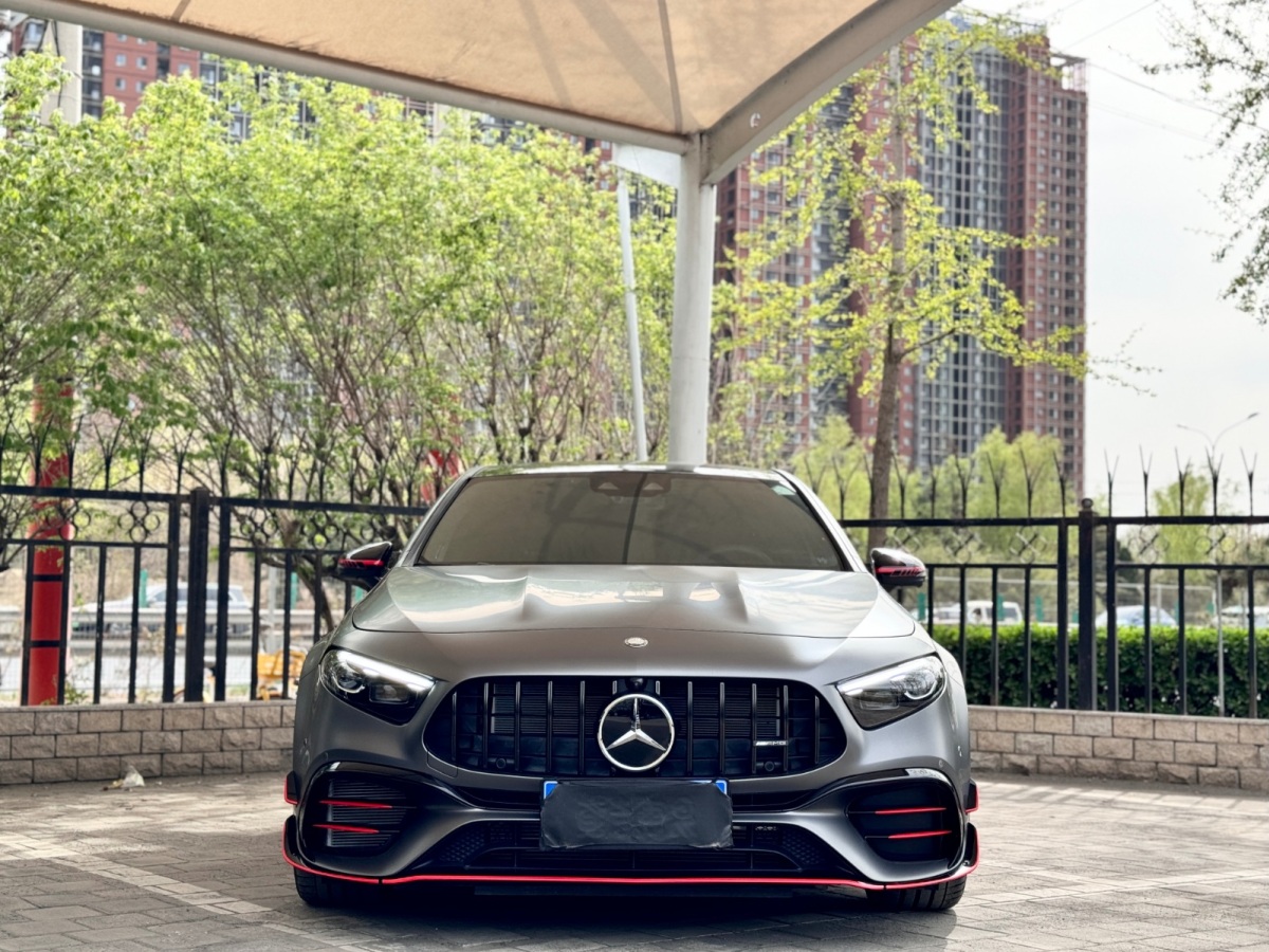 奔馳 奔馳A級AMG  2024款 AMG A 45 S 4MATIC+燃擎當?shù)捞貏e版圖片