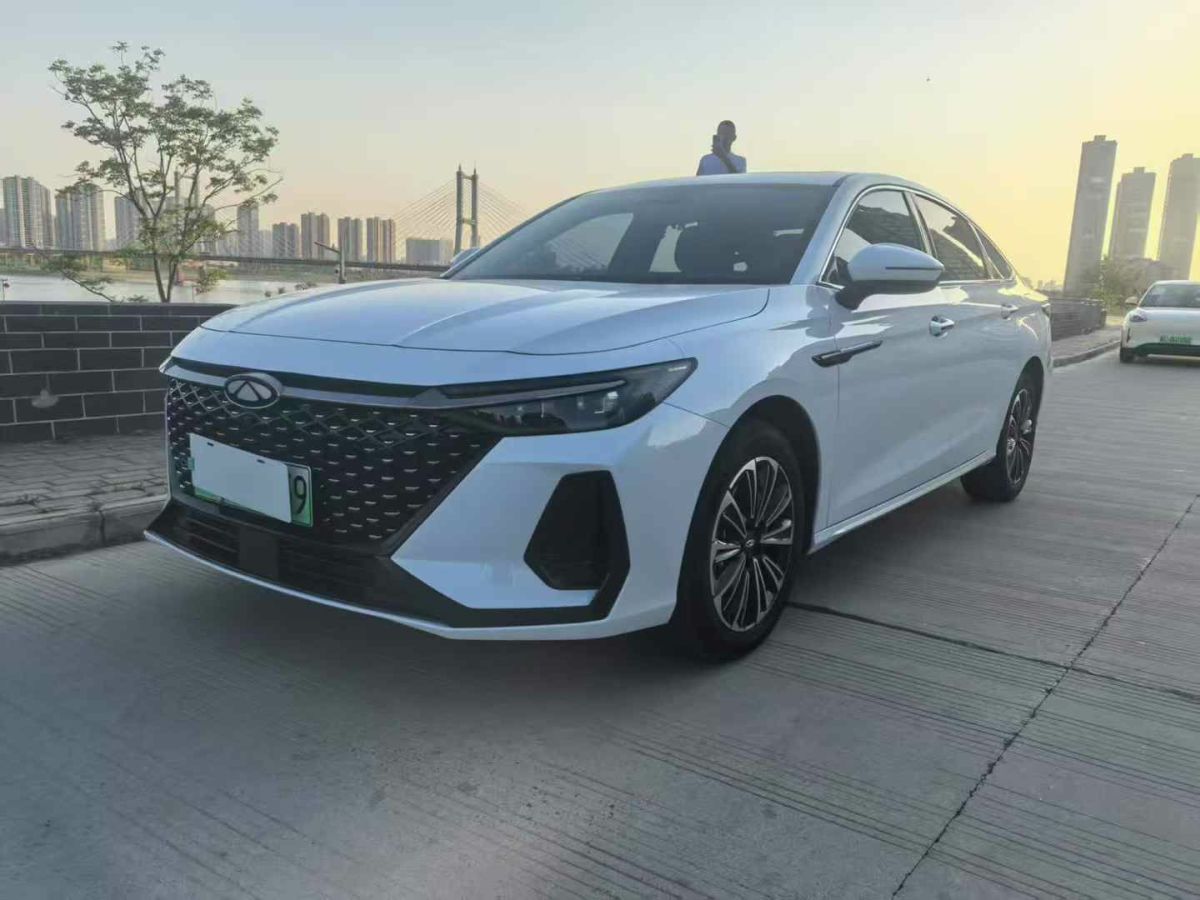 奇瑞 風(fēng)云A8  2024款 127 凌風(fēng)版圖片