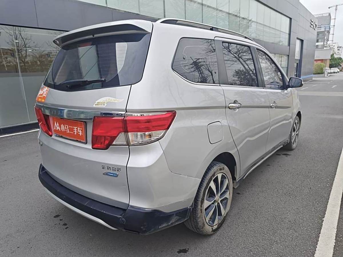 啟辰 M50V  2017款 1.6L XV CVT尊享版圖片