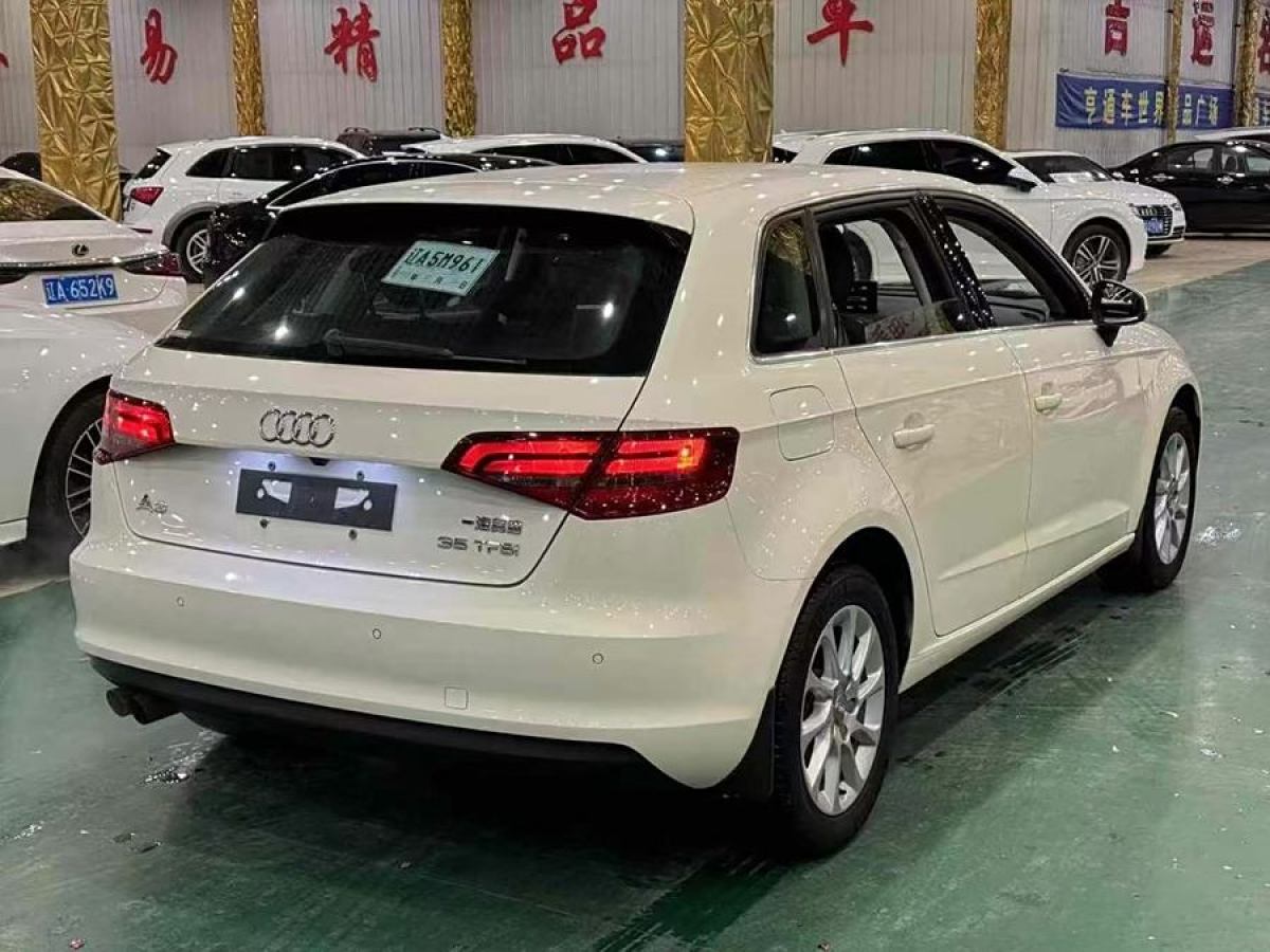 奧迪 奧迪A3  2014款 Sportback 35 TFSI 自動進(jìn)取型圖片