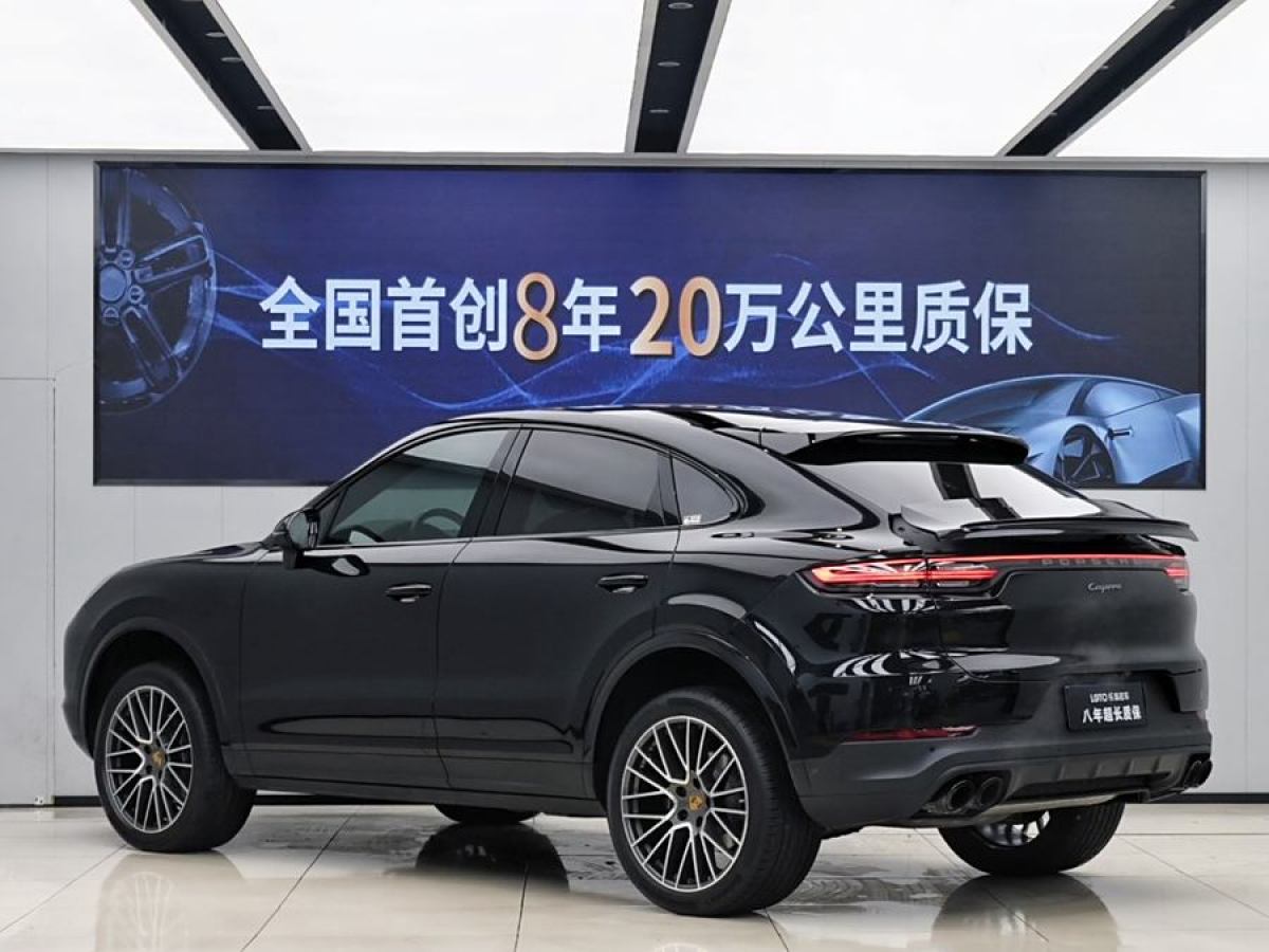 保時(shí)捷 Cayenne  2022款 Cayenne Coupé 3.0T 鉑金版圖片