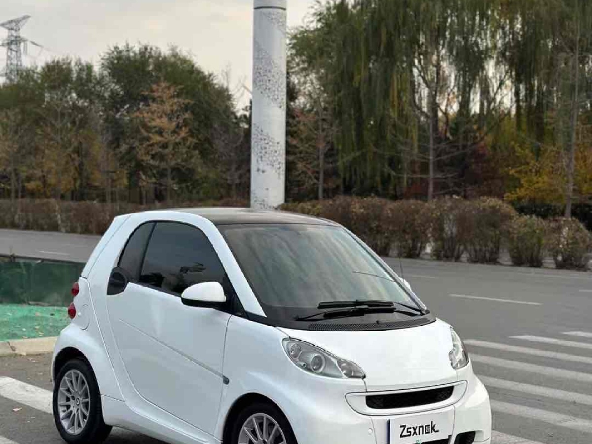 smart fortwo  2012款 1.0 MHD 硬頂激情版圖片