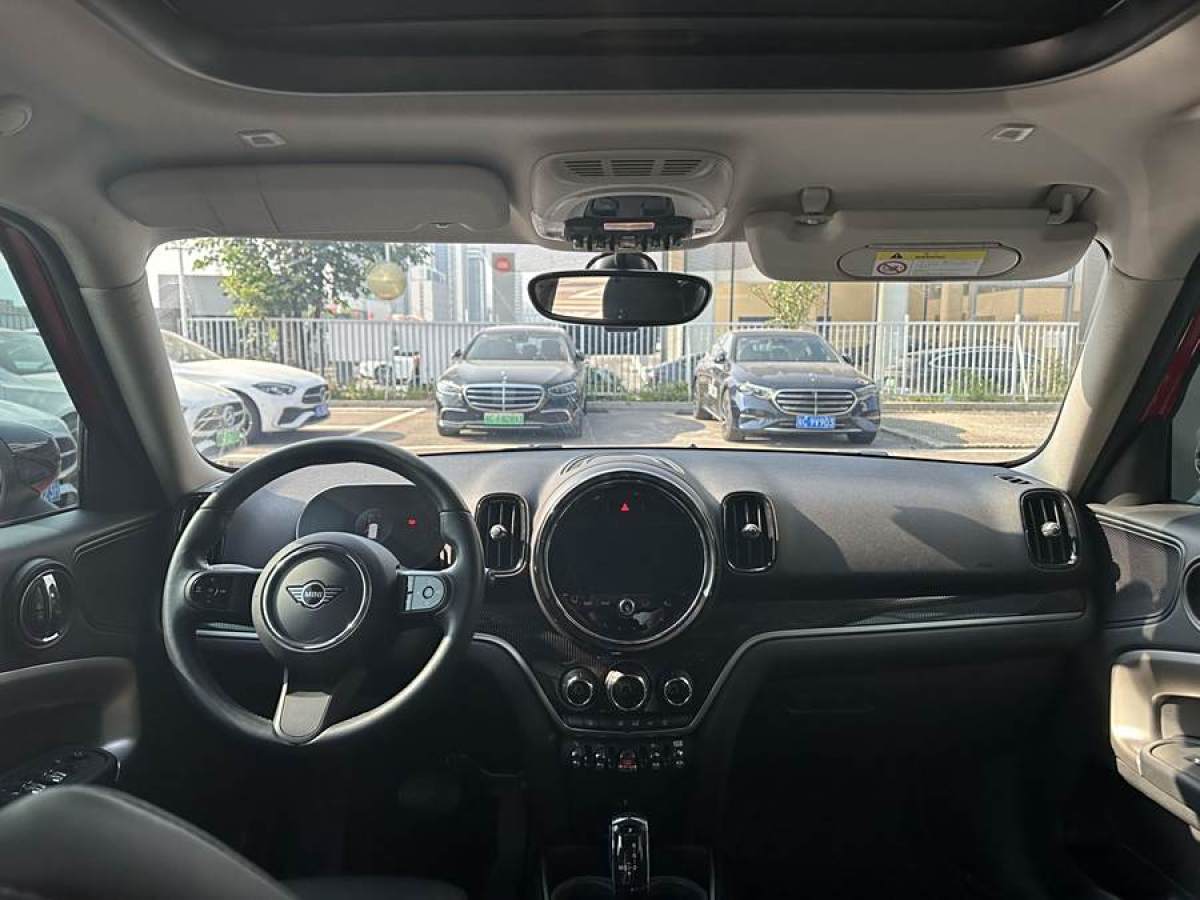 MINI COUNTRYMAN  2023款 改款 1.5T COOPER 經(jīng)典派圖片