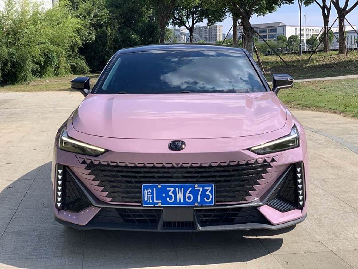 長(zhǎng)安 長(zhǎng)安UNI-V  2022款 1.5T 卓越型圖片