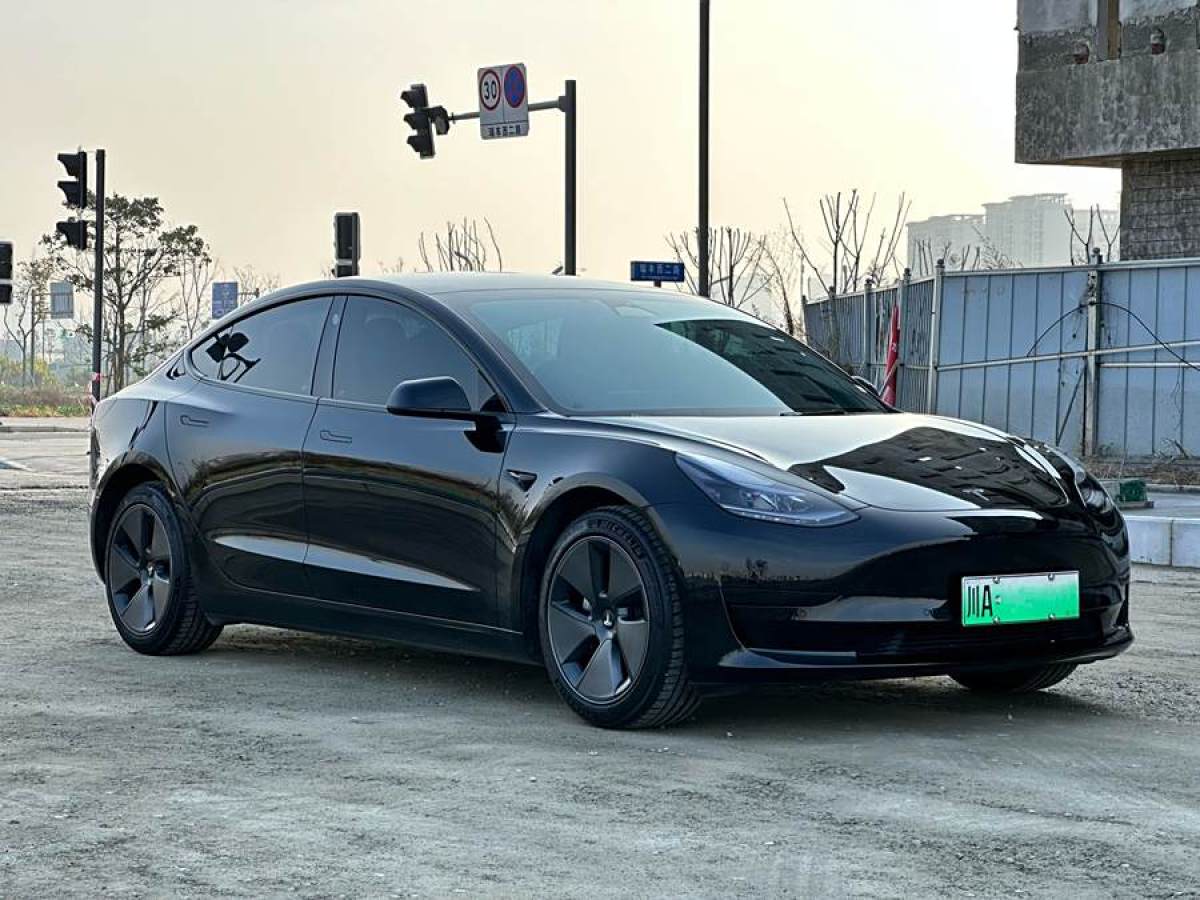 特斯拉 Model Y  2022款 改款 后輪驅(qū)動(dòng)版圖片