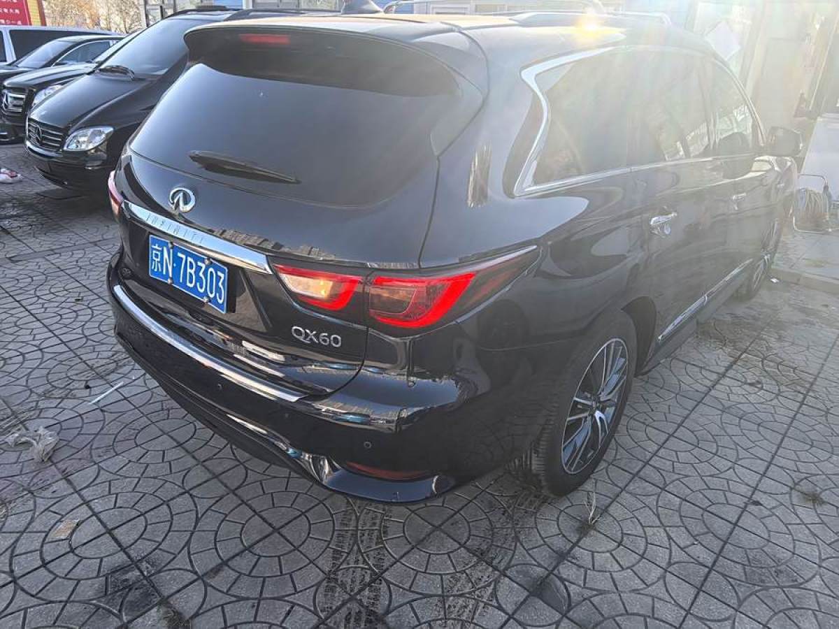 英菲尼迪 QX60  2020款 2.5 S/C Hybrid 四驅(qū)全能版圖片