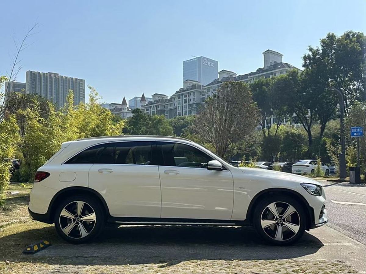 奔馳 奔馳GLC  2022款 改款 GLC 300 L 4MATIC 動感型臻藏版圖片