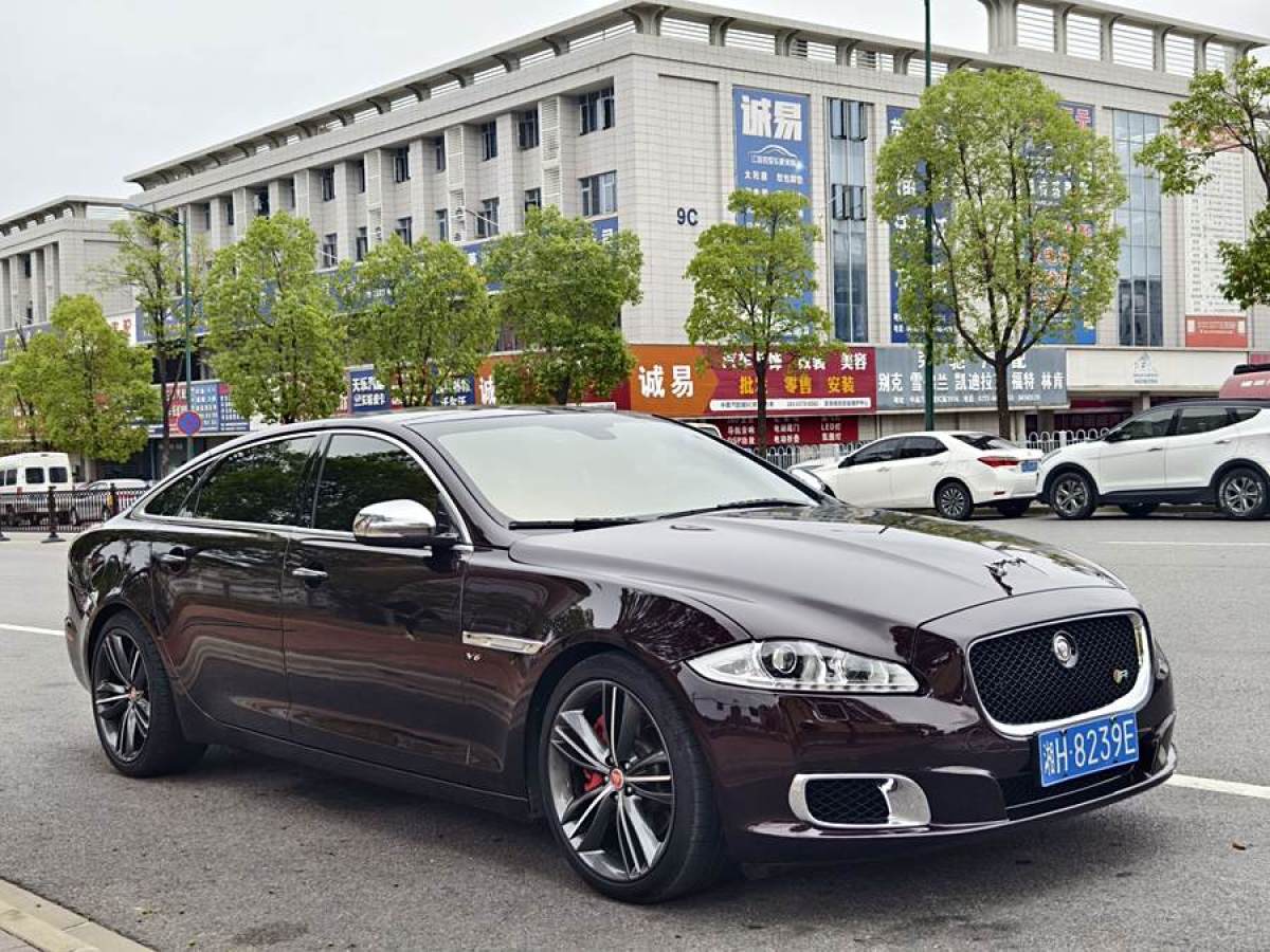 捷豹 XJ  2015款 XJL 3.0 SC 兩驅(qū)旗艦商務(wù)版圖片