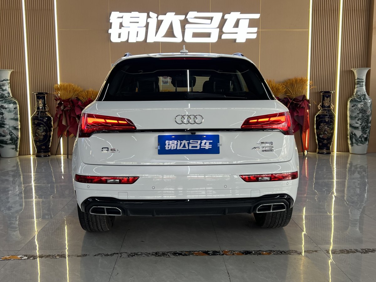 奧迪 奧迪Q5L  2024款 45 TFSI 豪華動(dòng)感型圖片