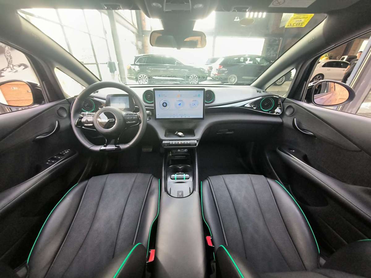 比亞迪 海豚  2024款 榮耀版 420km 時尚版圖片