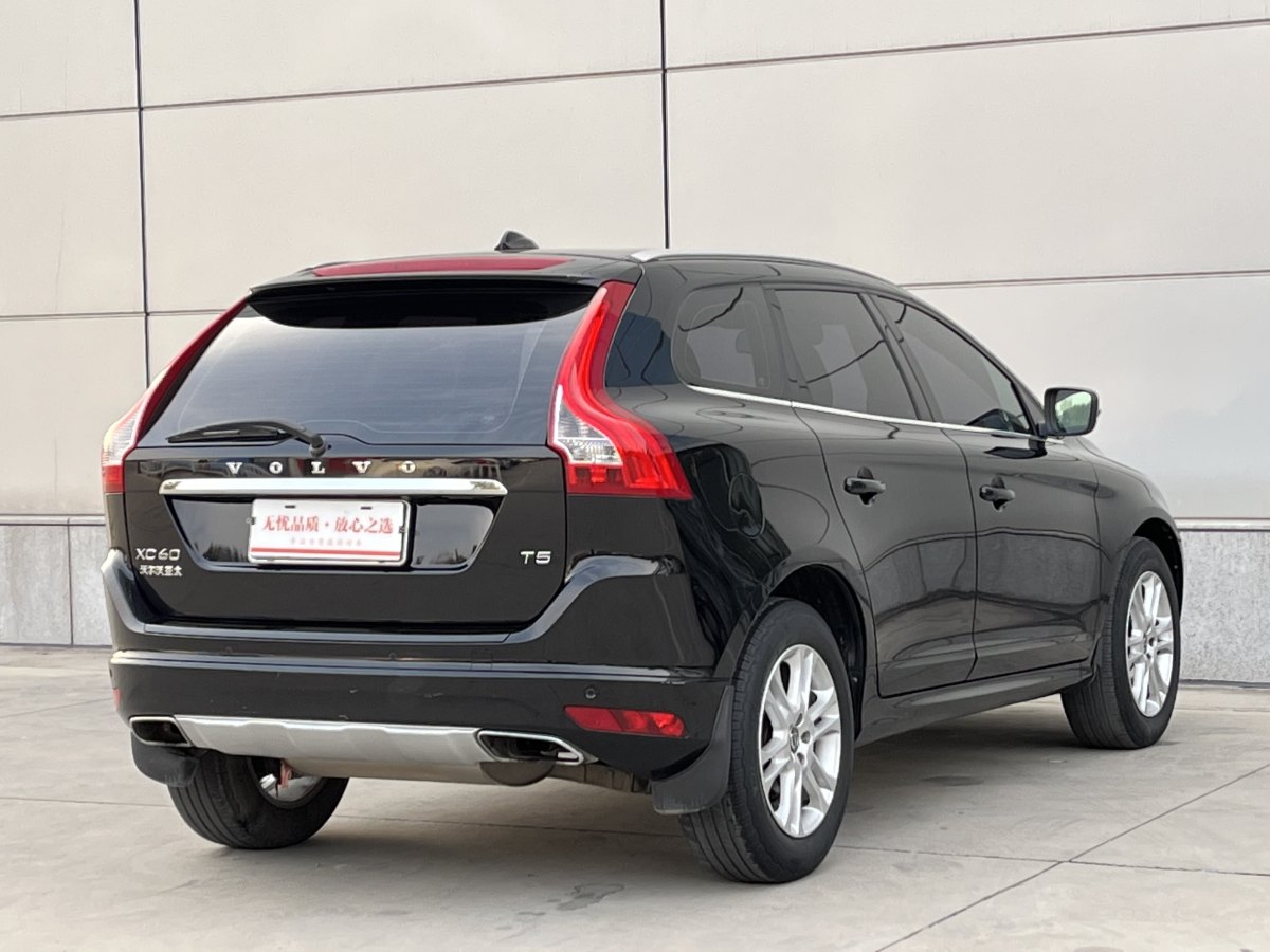 沃爾沃 XC60  2015款 T5 智進(jìn)版圖片