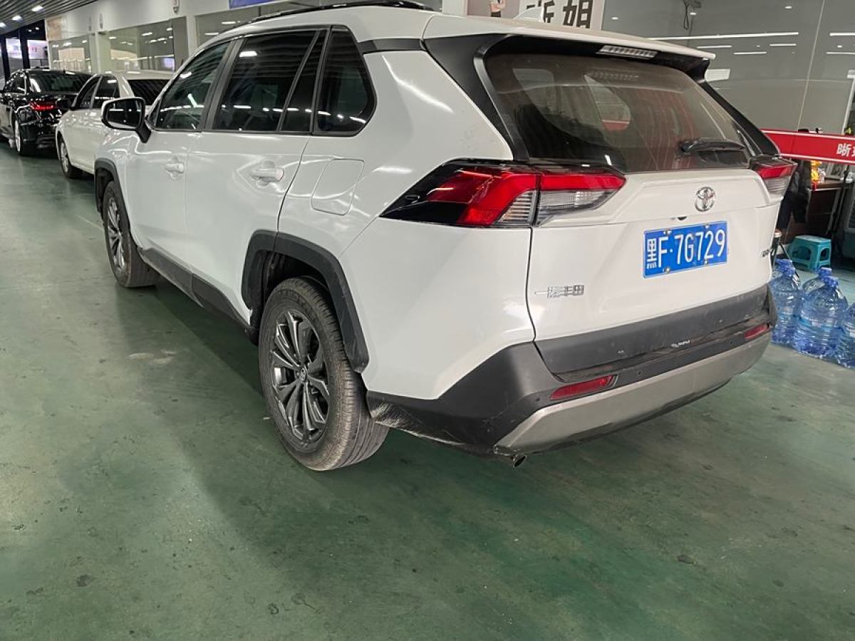 豐田 RAV4榮放  2023款 2.0L CVT兩驅(qū)都市版圖片