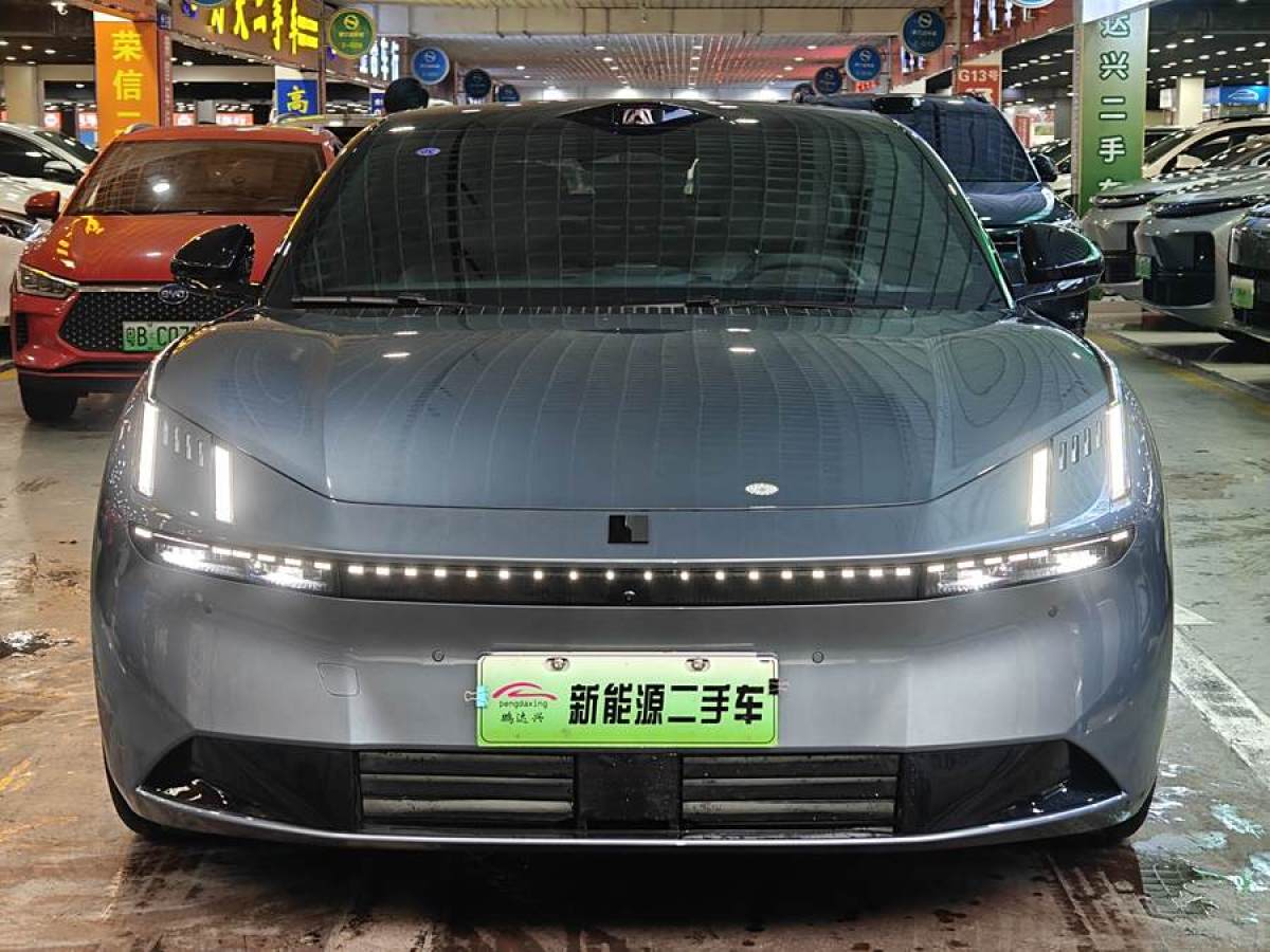 領(lǐng)克 領(lǐng)克Z10  2025款 95kWh 806km后驅(qū)智駕Max圖片