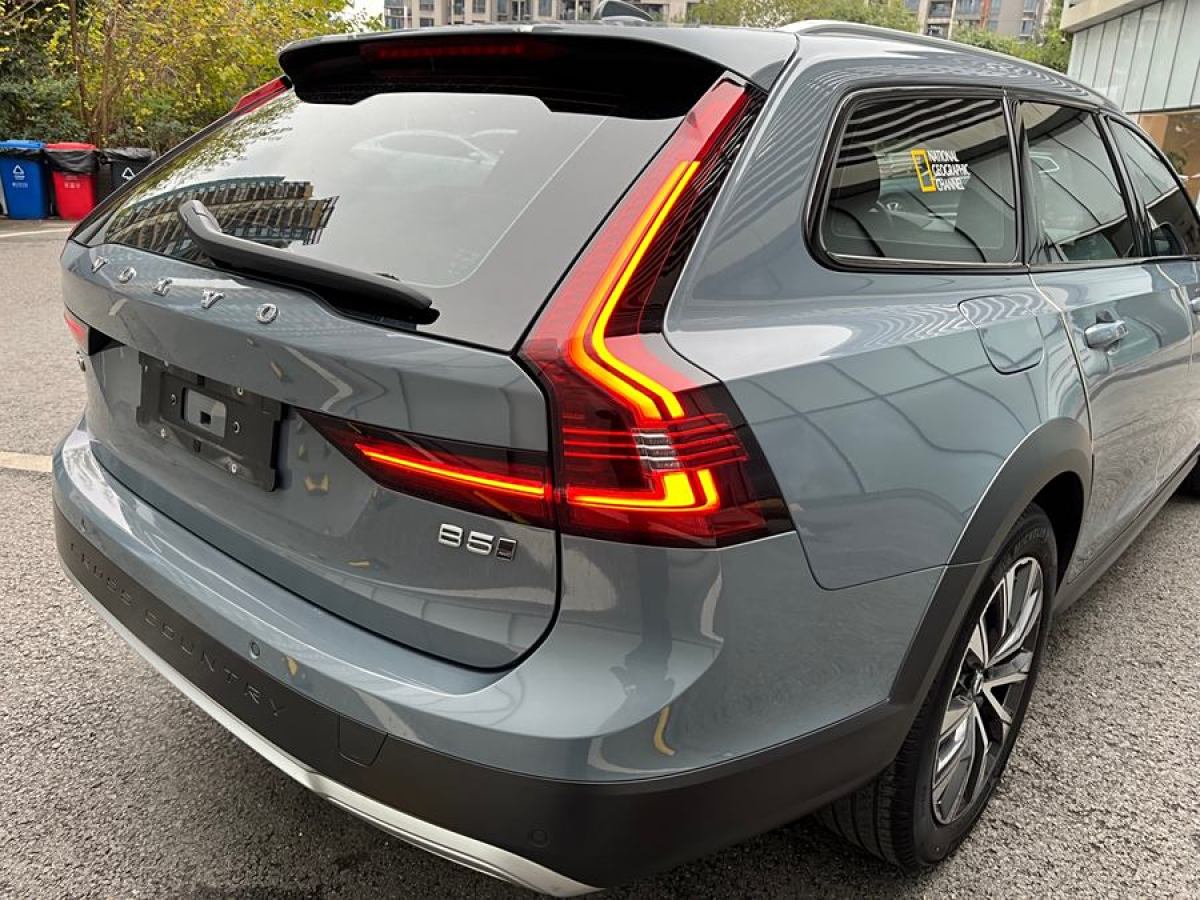 沃爾沃 V90  2025款 Cross Country B5 AWD 智遠(yuǎn)版圖片