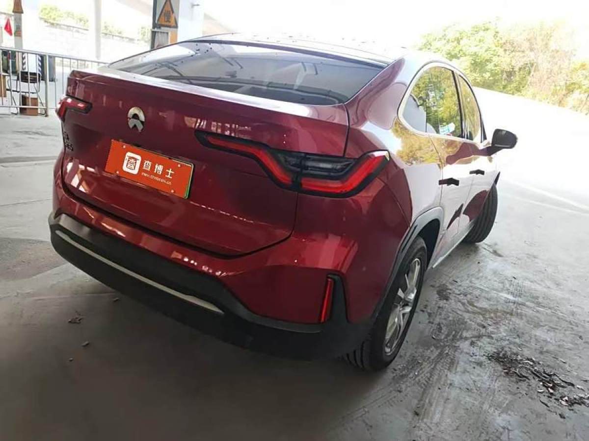 蔚來(lái) 蔚來(lái)EC6  2020款 605KM 運(yùn)動(dòng)版圖片