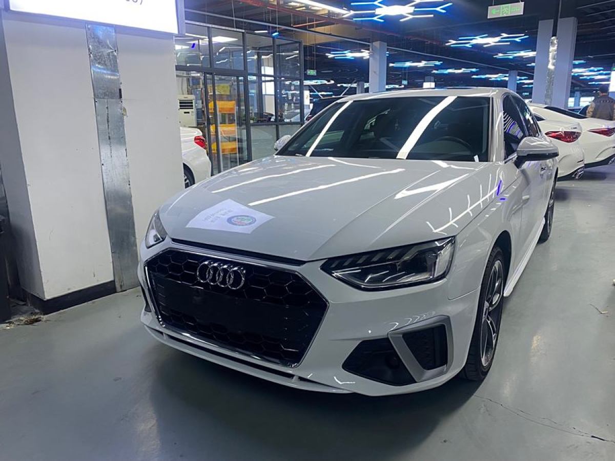 奧迪 奧迪A4L  2022款 40 TFSI 時尚動感型圖片