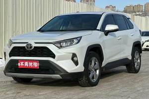 RAV4榮放 豐田 2.0L CVT四驅(qū)風尚版