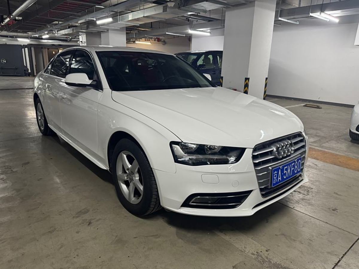 奧迪 奧迪A4L  2013款 30 TFSI 自動(dòng)舒適型圖片