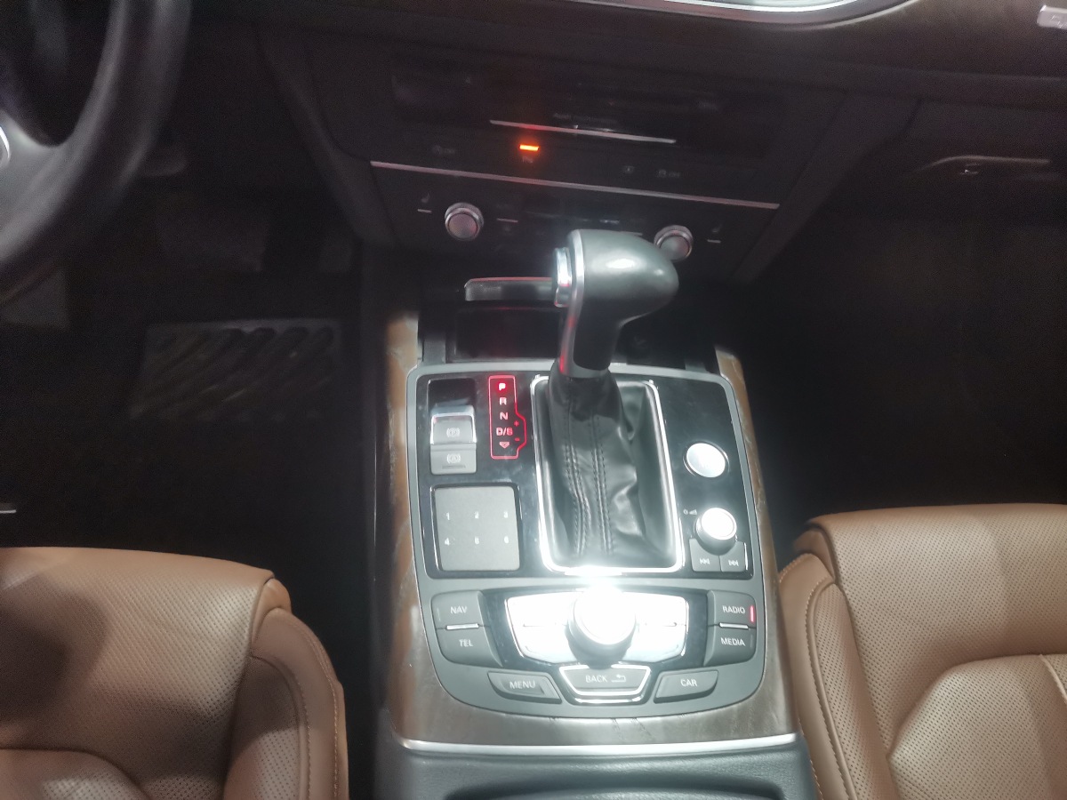 奥迪 奥迪A6L  2015款 35 FSI quattro 舒适型图片