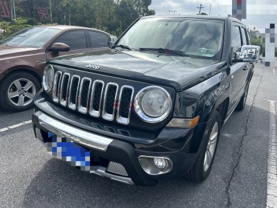 2014年2月 Jeep 自由客(進口) 2.4L 運動版圖片