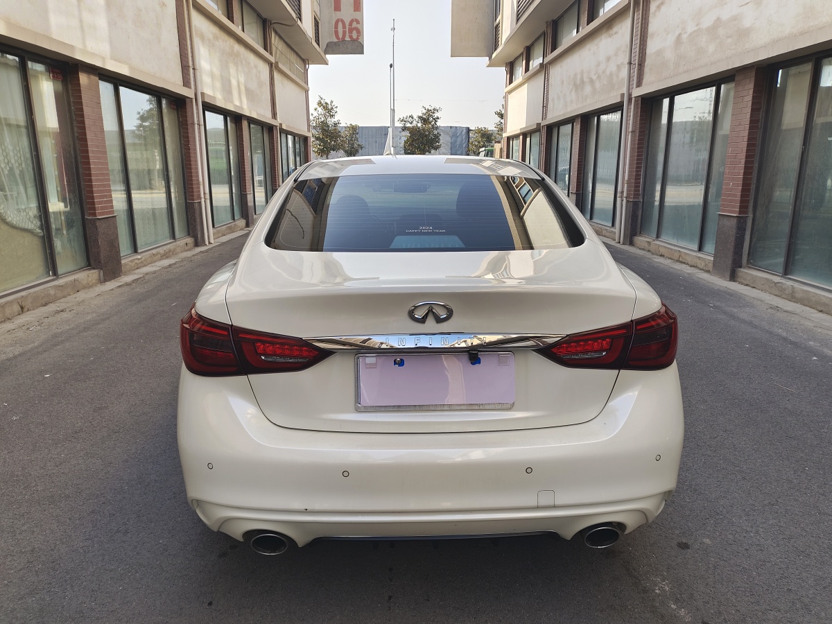 英菲尼迪 Q50L  2018款  2.0T 舒適版 國(guó)VI圖片