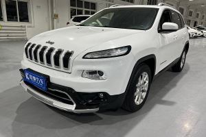 自由光 Jeep 2.0L 優(yōu)越版