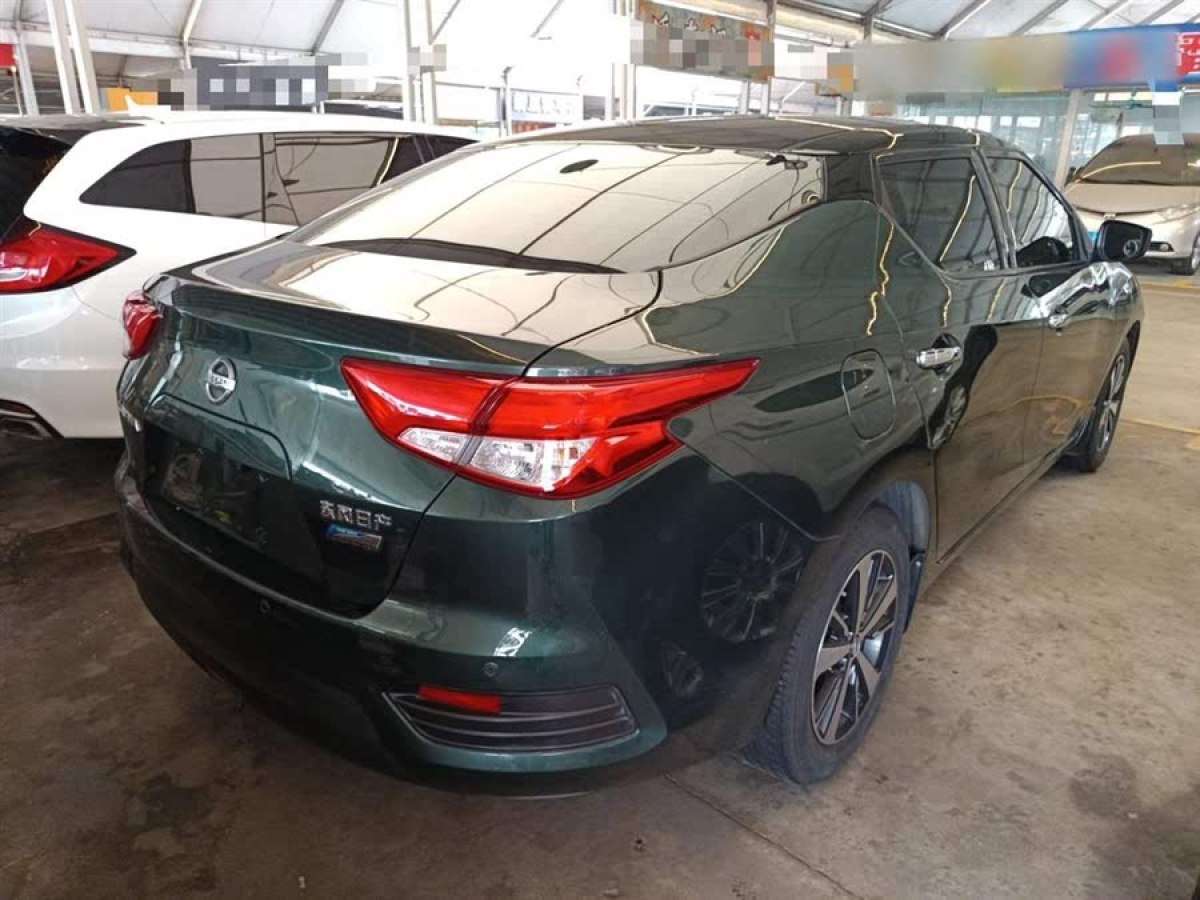 日產(chǎn) LANNIA 藍(lán)鳥  2016款 1.6L CVT炫酷版圖片