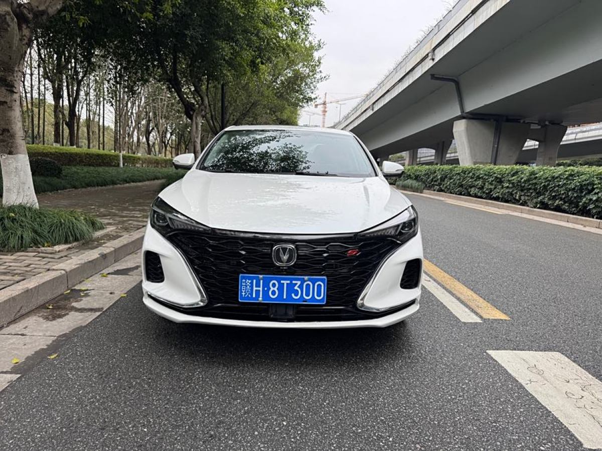 長安 逸動  2020款 PLUS 藍鯨NE 1.4T GDI DCT尊貴型圖片