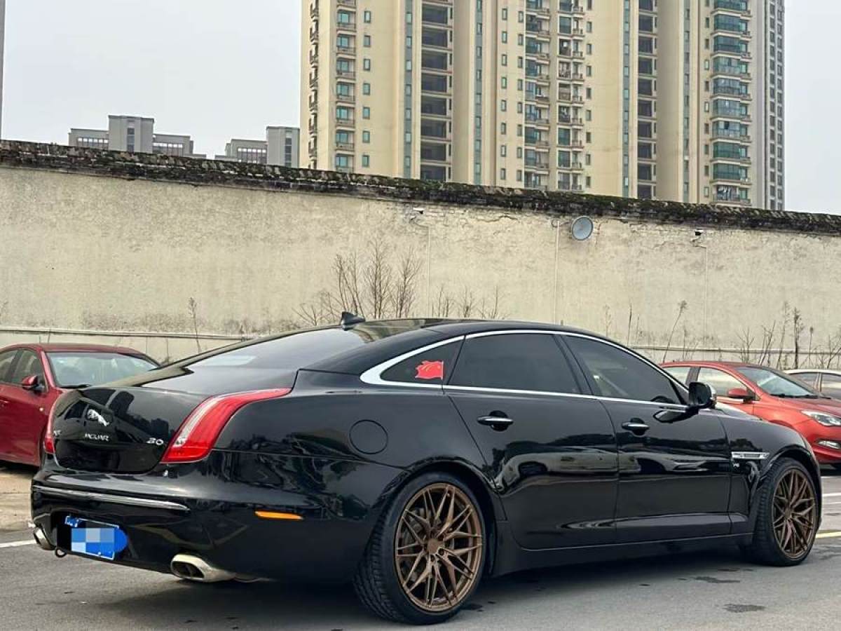 捷豹 XJ  2014款 XJL 3.0 SC 兩驅(qū)尊享商務版圖片