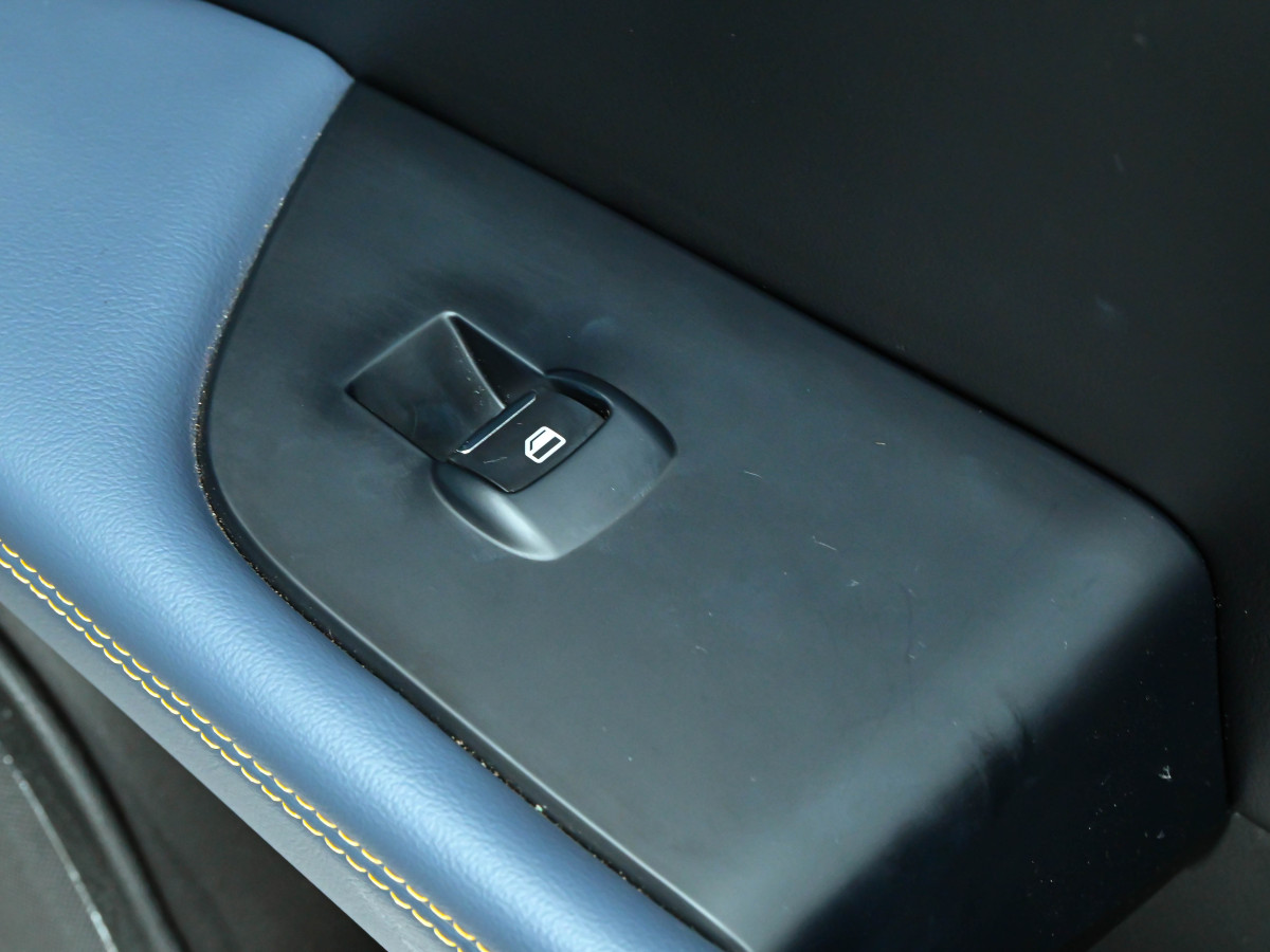 Lincoln Navigator2021 2.0T 4WD zunya version图片
