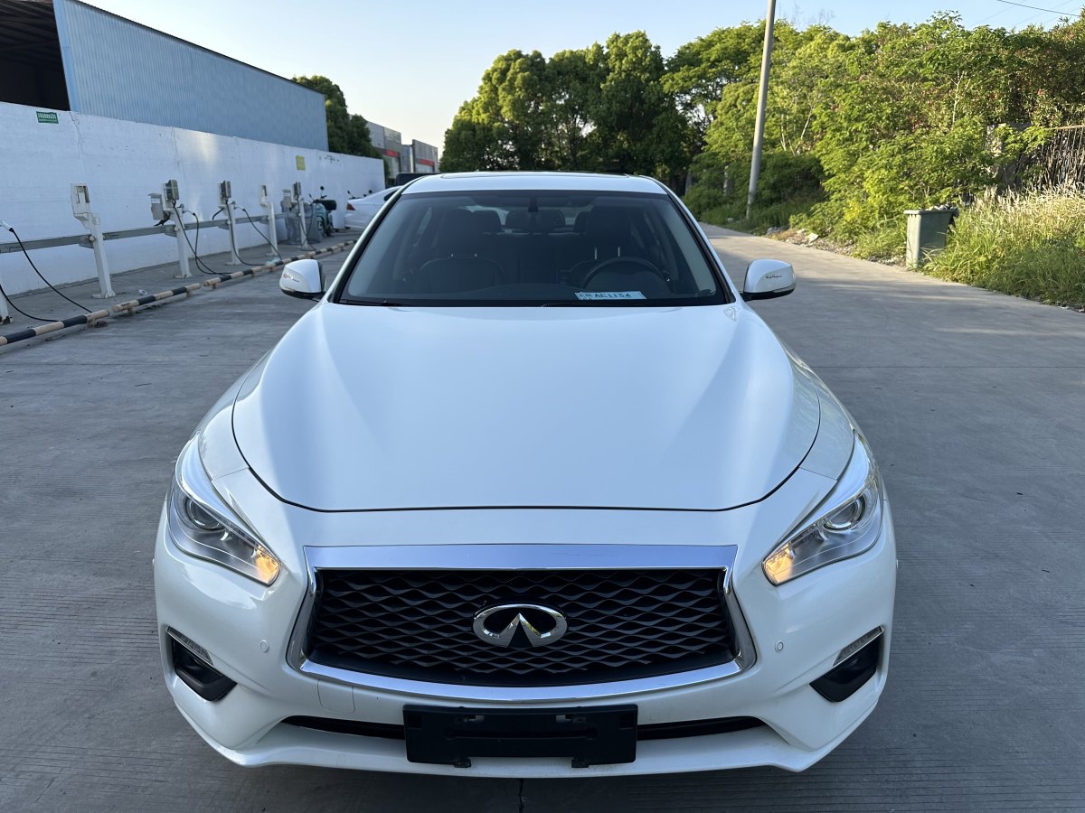 2018年12月英菲尼迪 Q50L  2018款  2.0T 舒適版 國(guó)VI