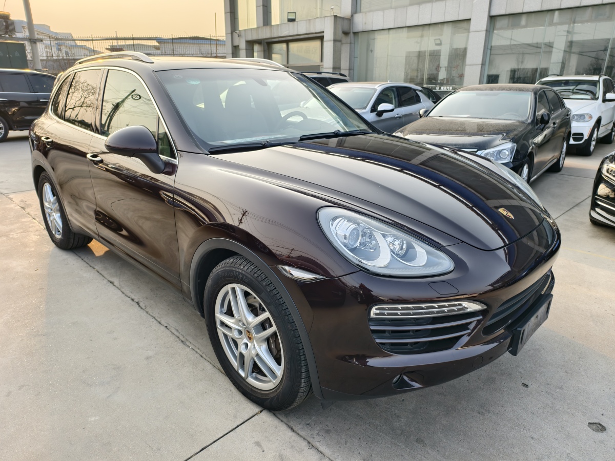 保時(shí)捷 Cayenne  2014款 Cayenne Platinum Edition 3.0T圖片