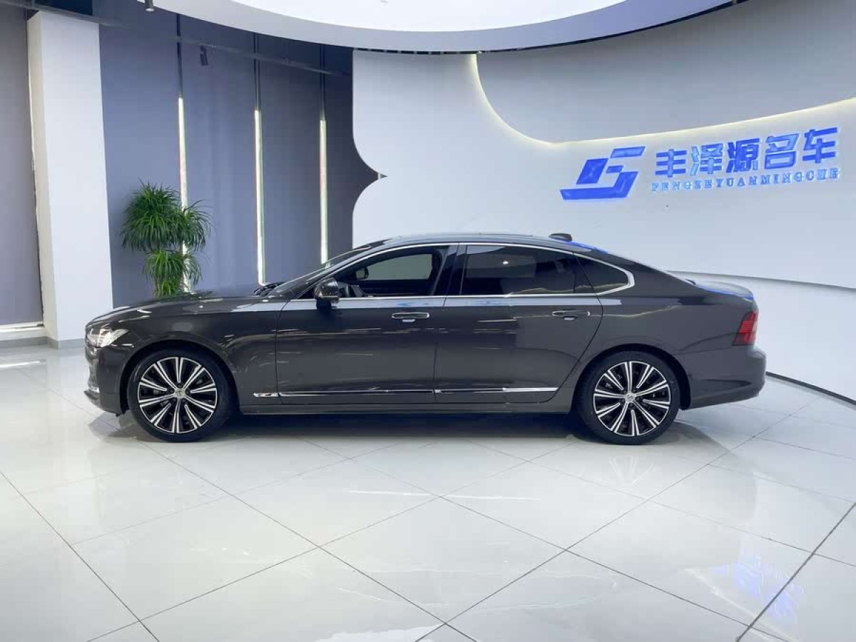 沃爾沃 S90  2022款 B5 智雅豪華版圖片