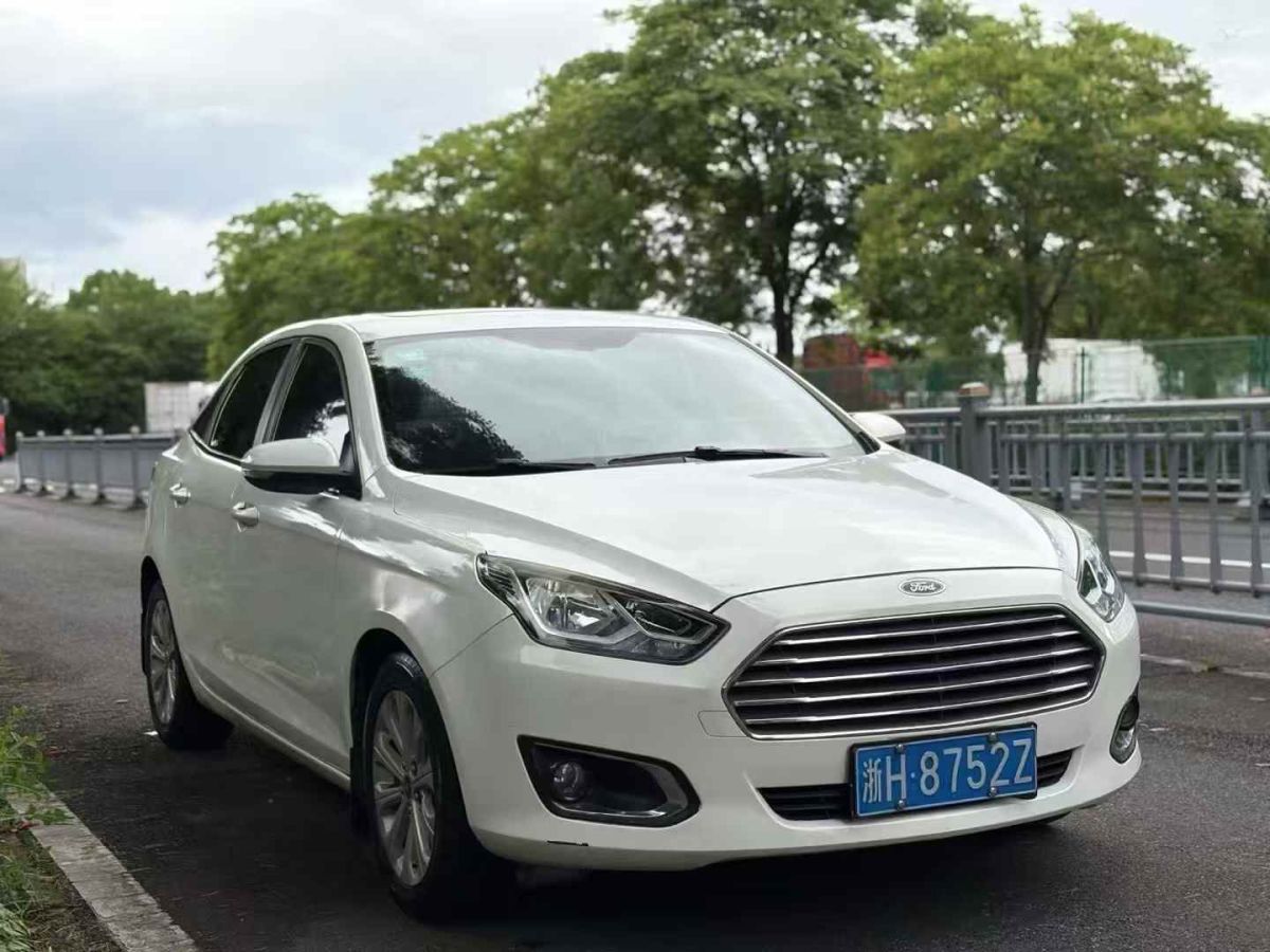 福特 途睿歐  2016款 2.0T 手動(dòng)精睿版圖片