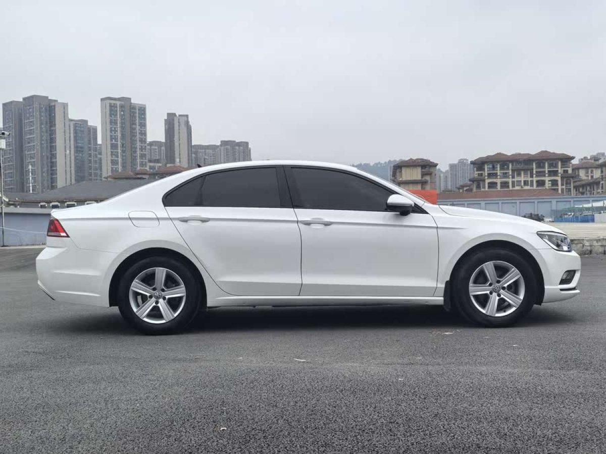 大眾 凌渡  2015款 230TSI 手動風(fēng)尚版圖片