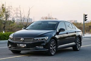 邁騰 大眾 330TSI DSG 領(lǐng)先型
