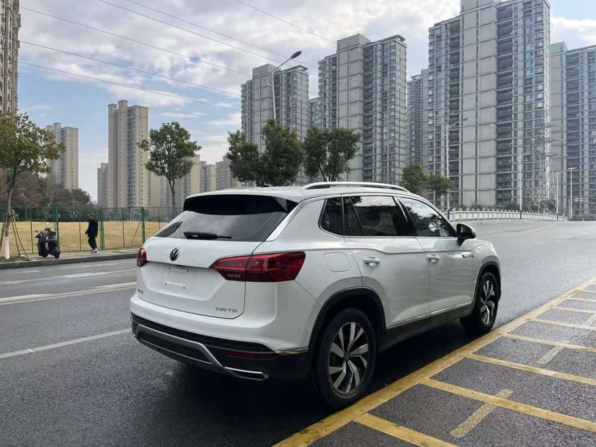 大眾 探岳  2022款 330TSI 兩驅(qū)豪華智聯(lián)版圖片