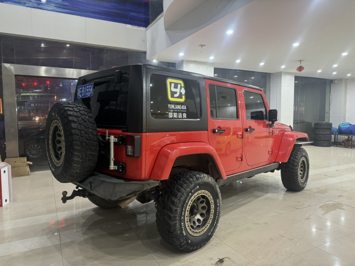 Jeep 牧馬人  2011款 3.8L Sahara 四門版圖片